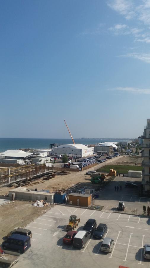 Frontal View By Twin Residence Mamaia Extérieur photo