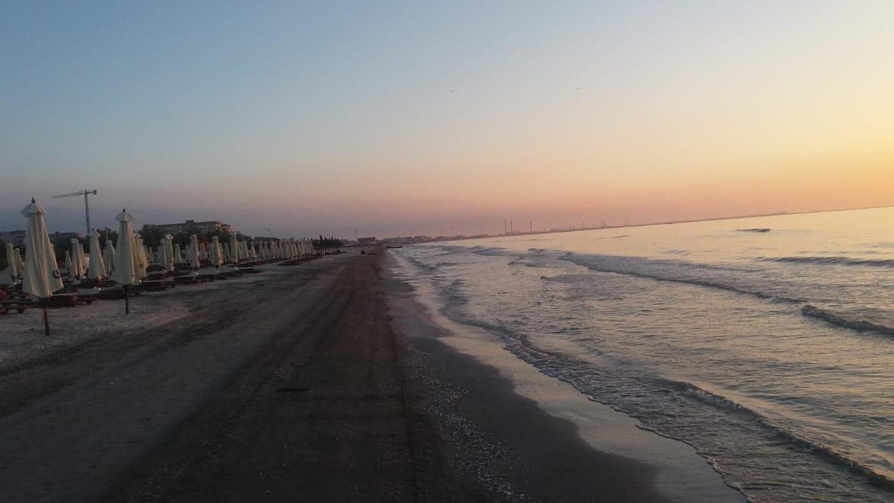 Frontal View By Twin Residence Mamaia Extérieur photo